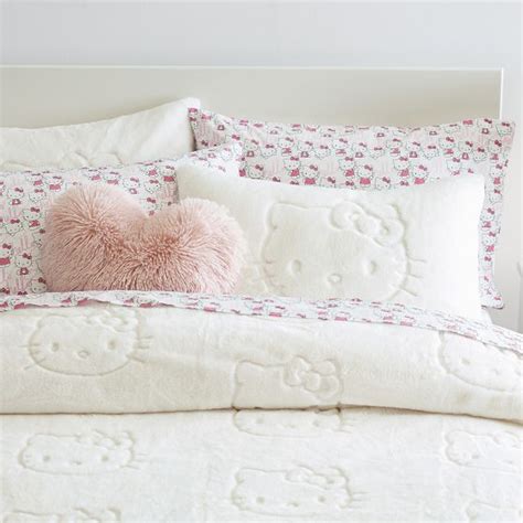 Add a Touch of Whimsy to Your Bedroom with the Hello Cat Faux Fur Coverlet